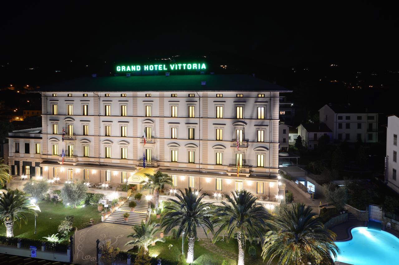 Grand Hotel Vittoria Montecatini Terme Kültér fotó